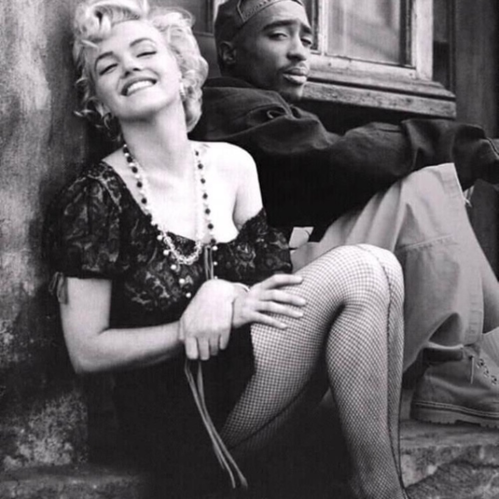 “When Legends Meet” 2 Pac/Marilyn Candle & Glass Vase